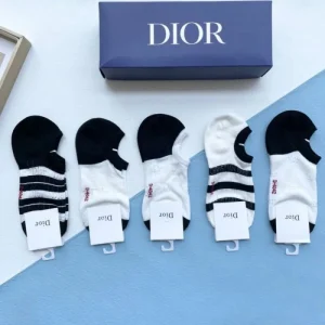 2026 靴下 DIOR ディオール とっても夏らしいアイテム 商品画像 1