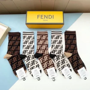 2026 靴下 FENDI フェンデイ 期間限定、お得に買うべき 商品画像 1