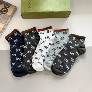 2026 靴下 GUCCI グッチ 春物1点限りVIP顧客セール 商品画像 1