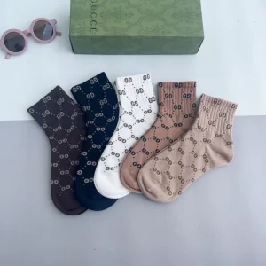 2026 靴下 GUCCI グッチ 夏に向けて使えるスタイル 商品画像 1