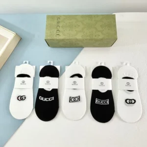 2026 靴下 GUCCI グッチ 夏のおでかけにもぴったり 商品画像 1