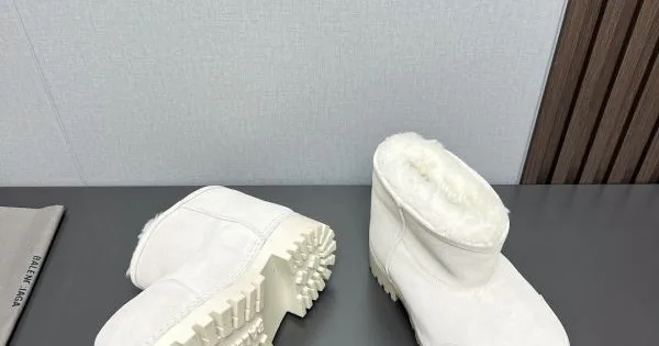 BALENCIAGA バレンシアガ 2024FW レディース用 ブーツ 秋冬も引き続き注目 商品画像 11