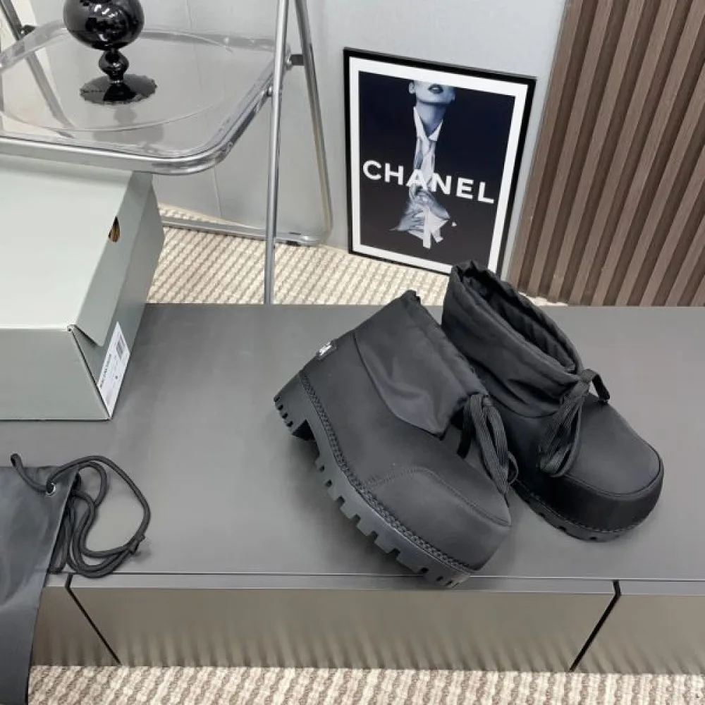 BALENCIAGA バレンシアガ 2024FW レディース用 ブーツ 根強い人気定番商品 商品画像 5
