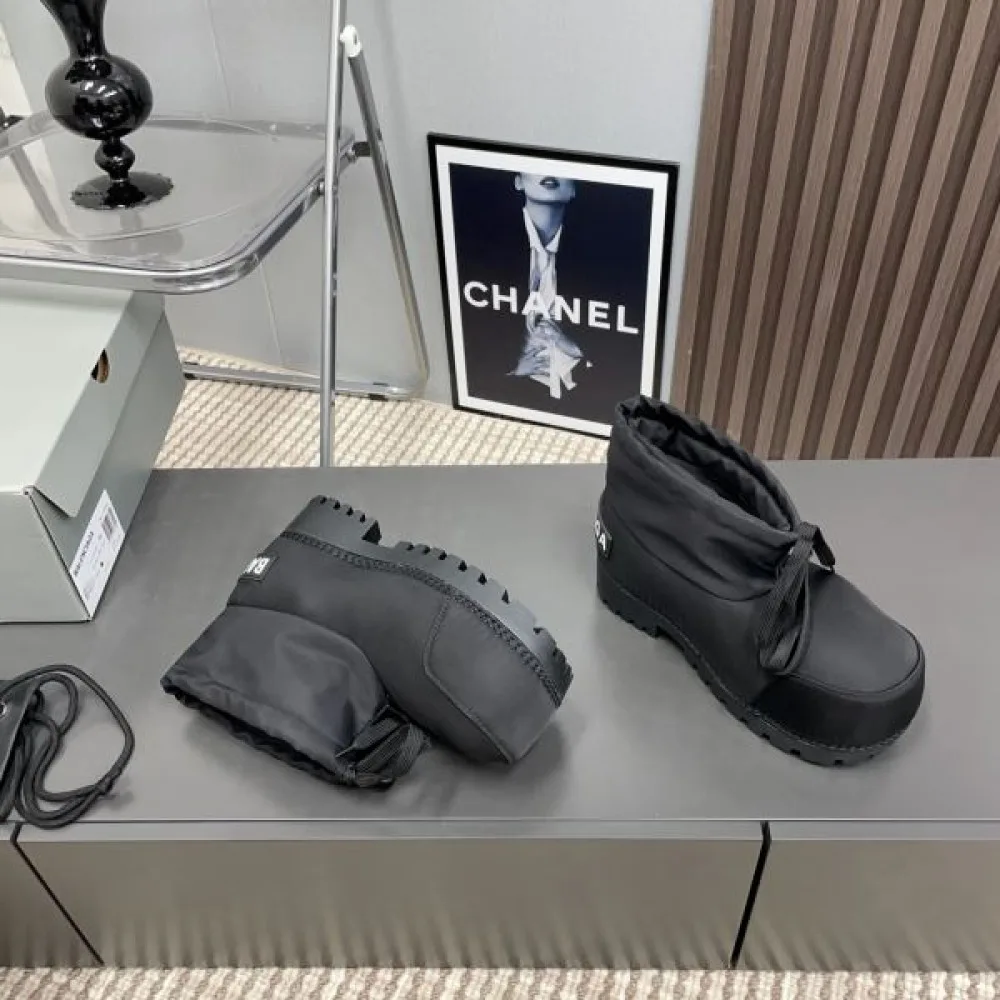 BALENCIAGA バレンシアガ 2024FW レディース用 ブーツ 根強い人気定番商品 商品画像 6