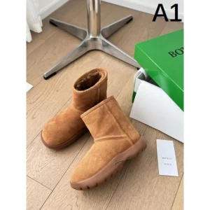 BOTTEGA VENETA ボッテガヴェネタ 2024FW レディース用 ブーツ 大注目日本未入荷 商品画像 1