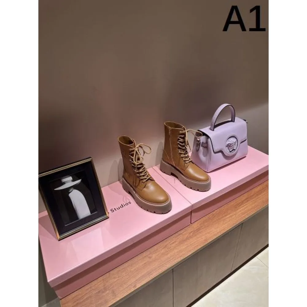 CELINE セリーヌ 2024FW レディース用 ブーツ どちらも人気がある 商品画像 1