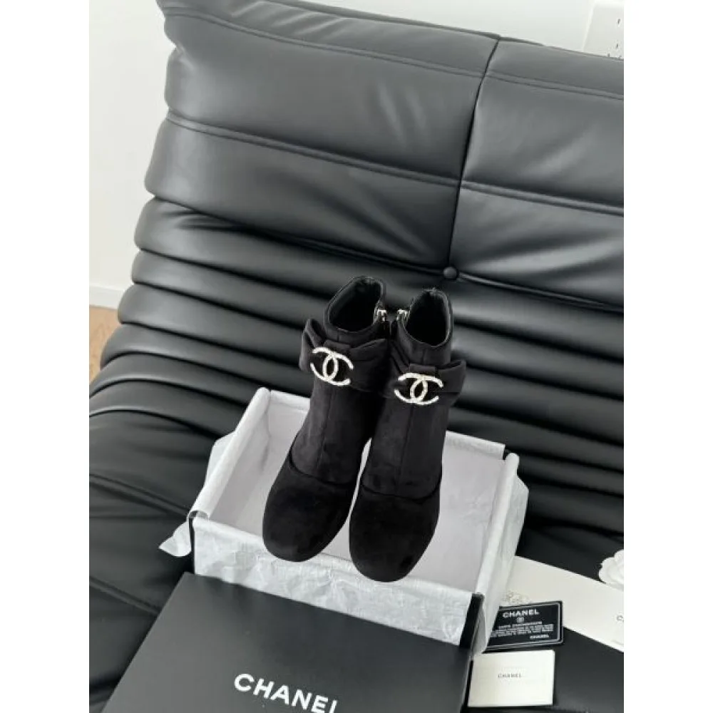 CHANEL シャネル 2024FW レディース用 ブーツ おしゃれ度をUPする新着 商品画像 3