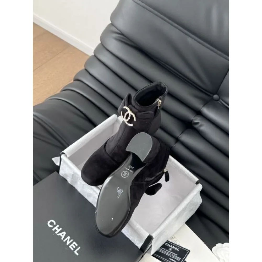 CHANEL シャネル 2024FW レディース用 ブーツ おしゃれ度をUPする新着 商品画像 9