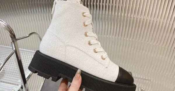 CHANEL シャネル 2024FW レディース用 ブーツ 新作秋冬らしさをプラス 商品画像 11