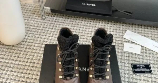 CHANEL シャネル 2024FW レディース用 ブーツ 着回し力抜群のシンプル 商品画像 11