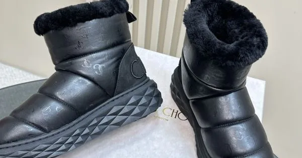 JIMMY CHOO ジミーチュウ 2024FW レディース用 ブーツ プレゼントにも 商品画像 11