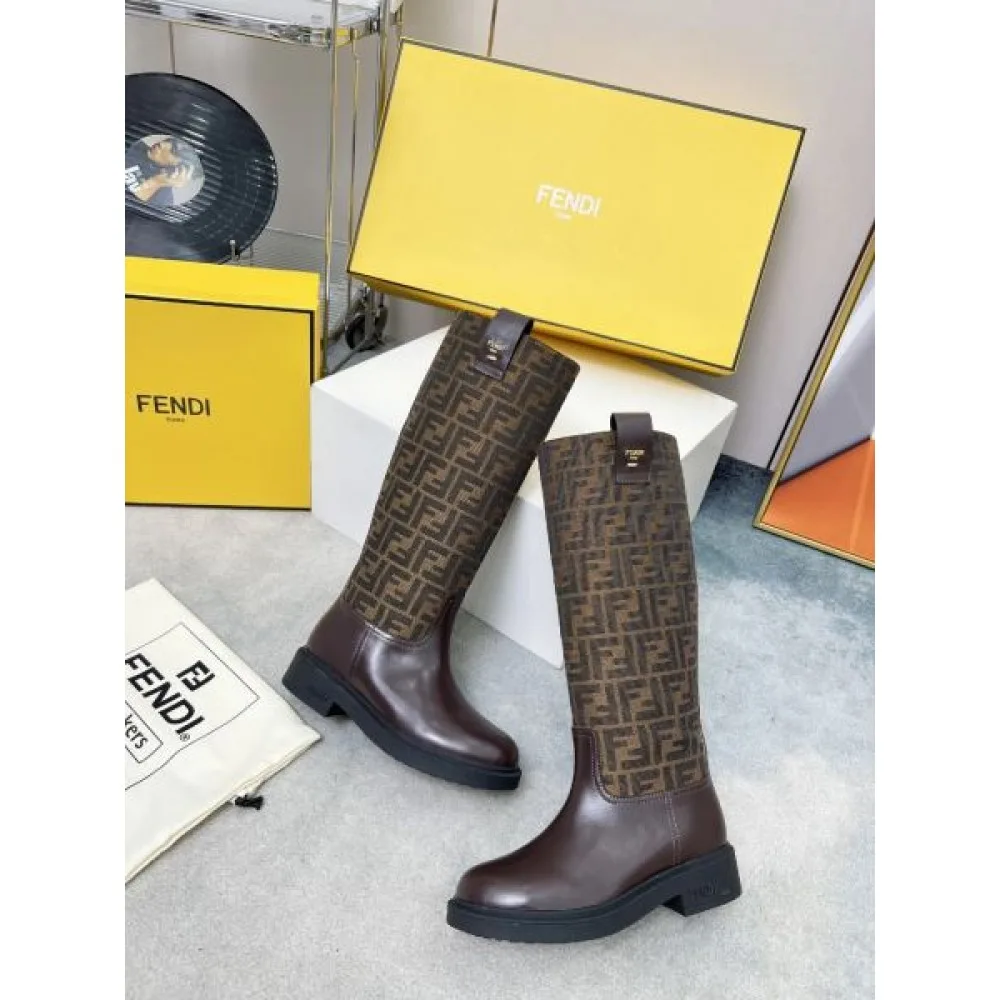 FENDI フェンデイ 2024FW レディース用 ブーツ 今秋最新人気セール 商品画像 1