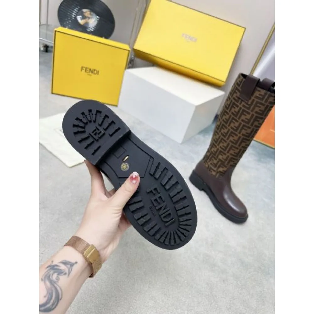 FENDI フェンデイ 2024FW レディース用 ブーツ 今秋最新人気セール 商品画像 9
