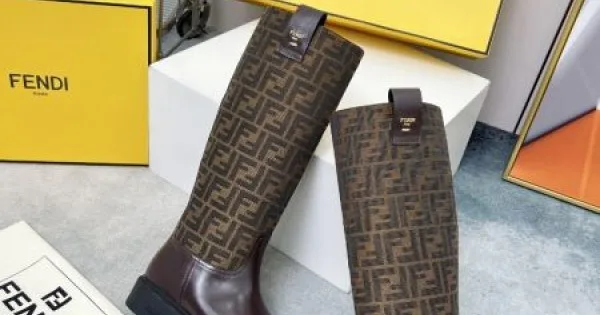 FENDI フェンデイ 2024FW レディース用 ブーツ 今秋最新人気セール 商品画像 11
