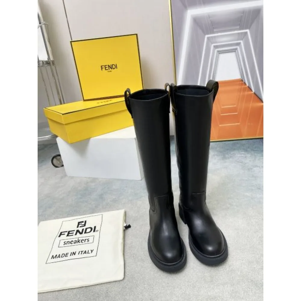 FENDI フェンデイ 2024FW レディース用 ブーツ 大切な方へのギフト 商品画像 3