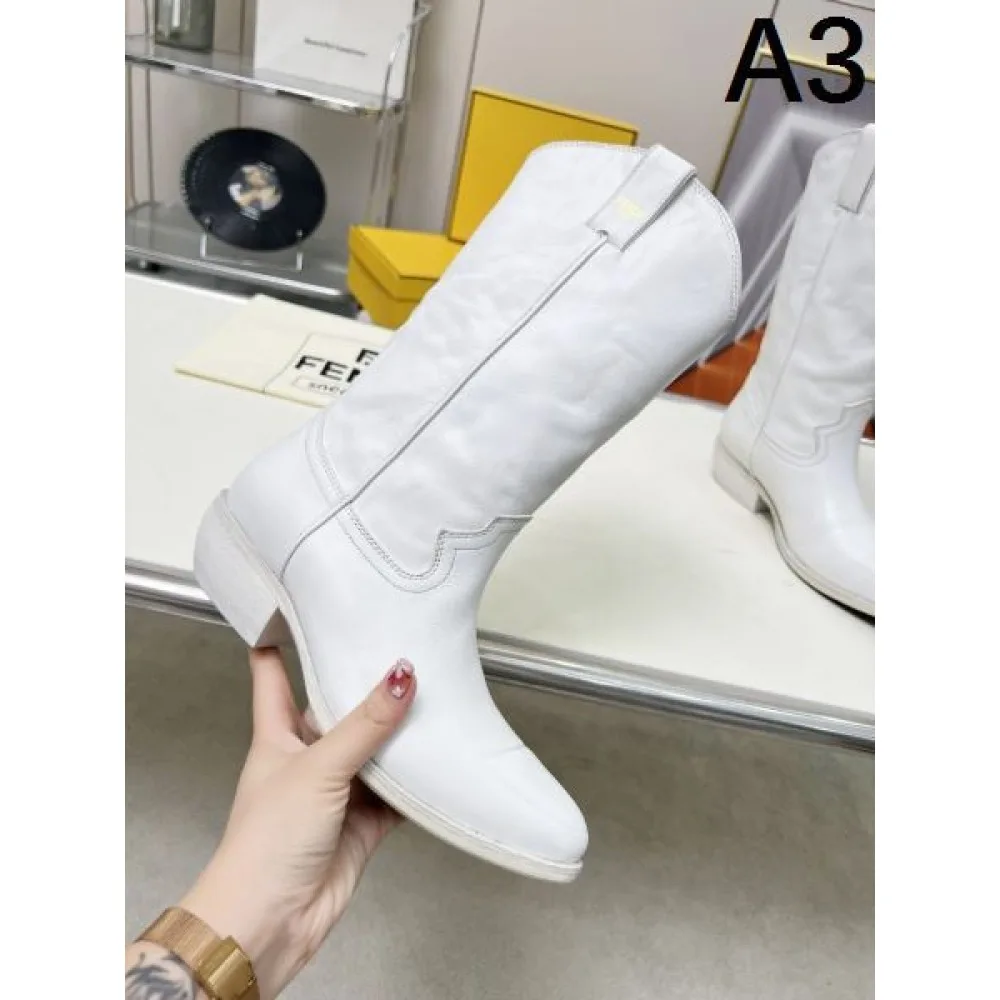 FENDI フェンデイ 2024FW レディース用 ブーツ 主張性が優れた新作 商品画像 3