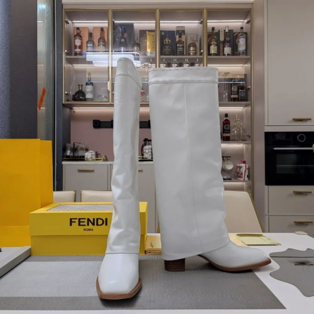 FENDI フェンデイ 2024FW レディース用 ブーツ 秋冬新作続々と登場 商品画像 4