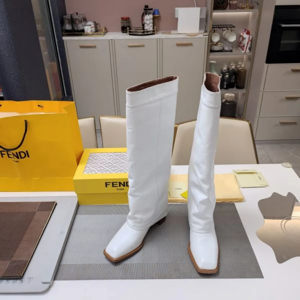FENDI フェンデイ 2024FW レディース用 ブーツ 秋冬新作続々と登場 商品画像 5
