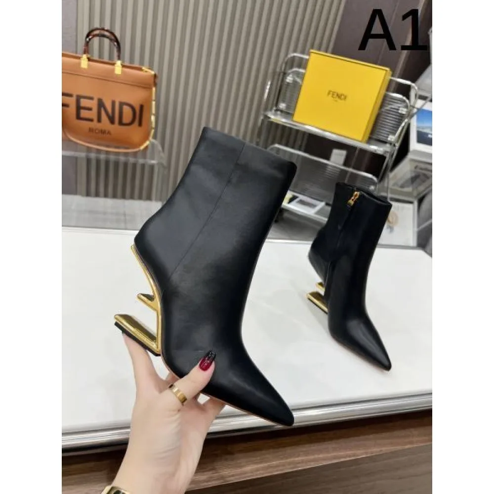 FENDI フェンデイ 2024FW レディース用 ブーツ トレンドの最先端に 商品画像 1