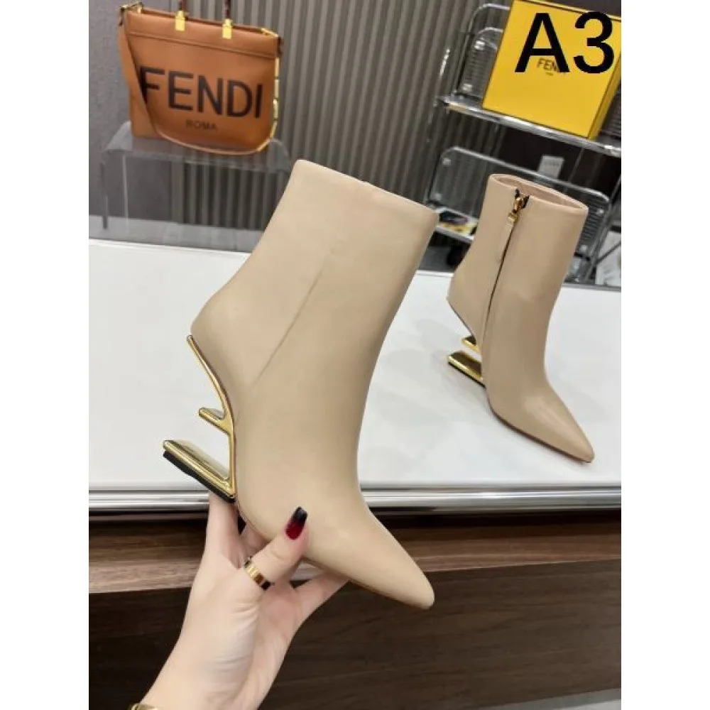 FENDI フェンデイ 2024FW レディース用 ブーツ トレンドの最先端に 商品画像 3