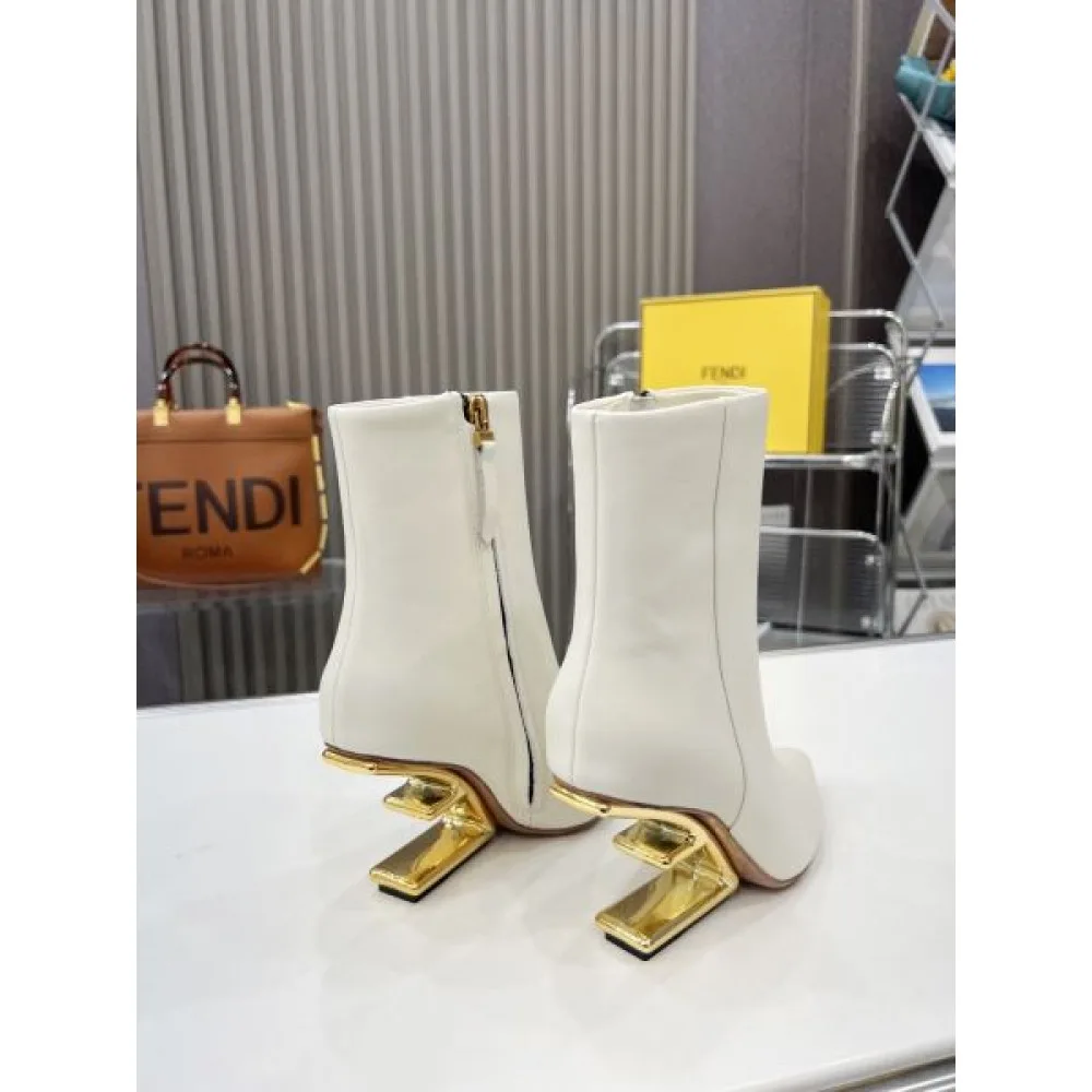 FENDI フェンデイ 2024FW レディース用 ブーツ トレンドの最先端に 商品画像 8