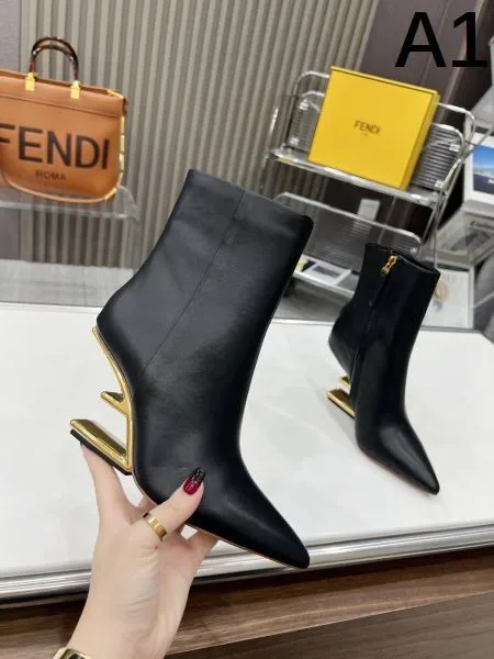 FENDI フェンデイ 2024FW レディース用 ブーツ トレンドの最先端に 商品画像 11