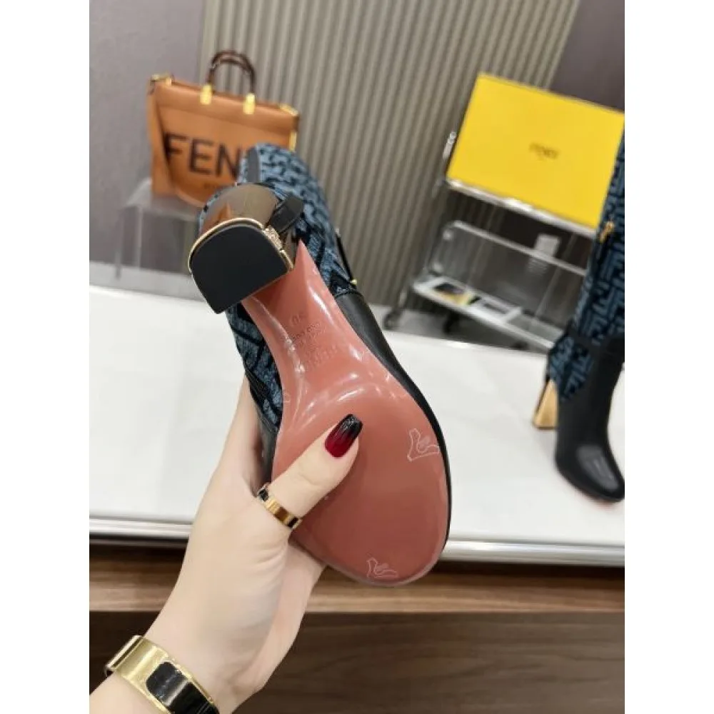 FENDI フェンデイ 2024FW レディース用 ブーツ 高レビューアイテム 商品画像 10