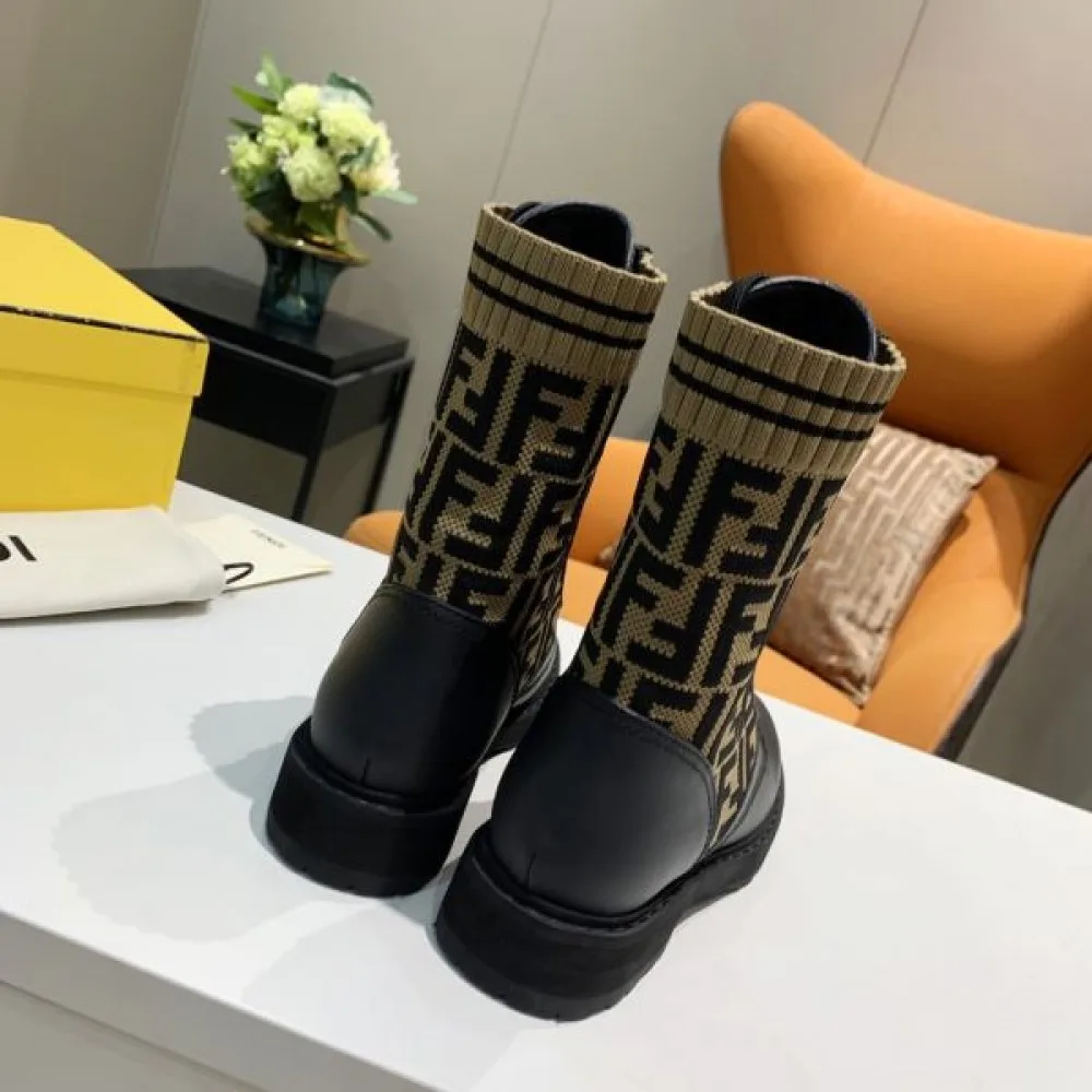 FENDI フェンデイ 2024FW レディース用 ブーツ 今年買い足したい! 商品画像 8