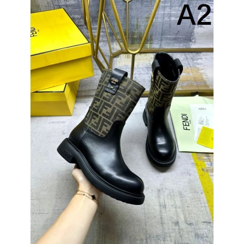 FENDI フェンデイ 2024FW レディース用 ブーツ 最後の秋冬コレクション 商品画像 2