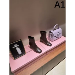 GUCCI グッチ 2024FW レディース用 ブーツ 今の季節におすすめ 商品画像 1