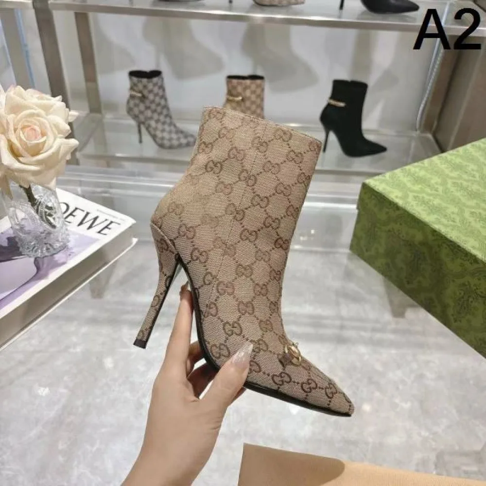 GUCCI グッチ 2024FW レディース用 ブーツ 大人っぽいデザイン 商品画像 2