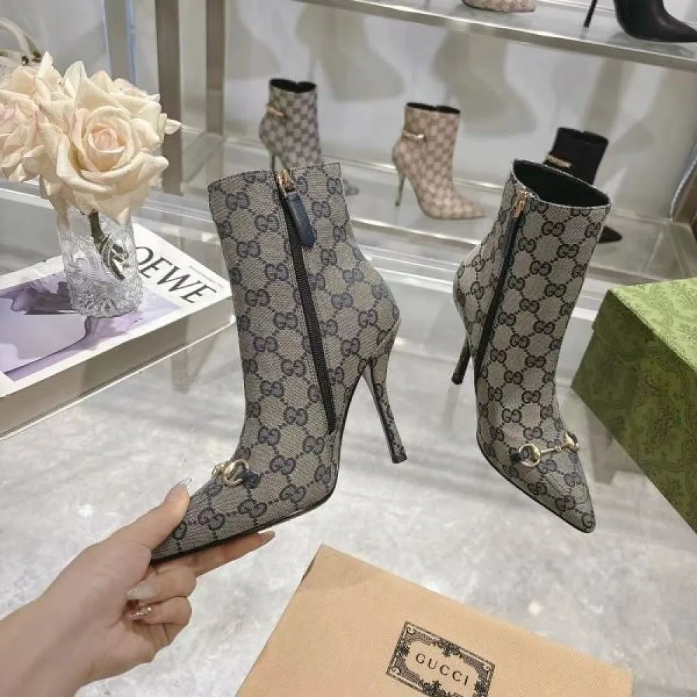GUCCI グッチ 2024FW レディース用 ブーツ 大人っぽいデザイン 商品画像 5