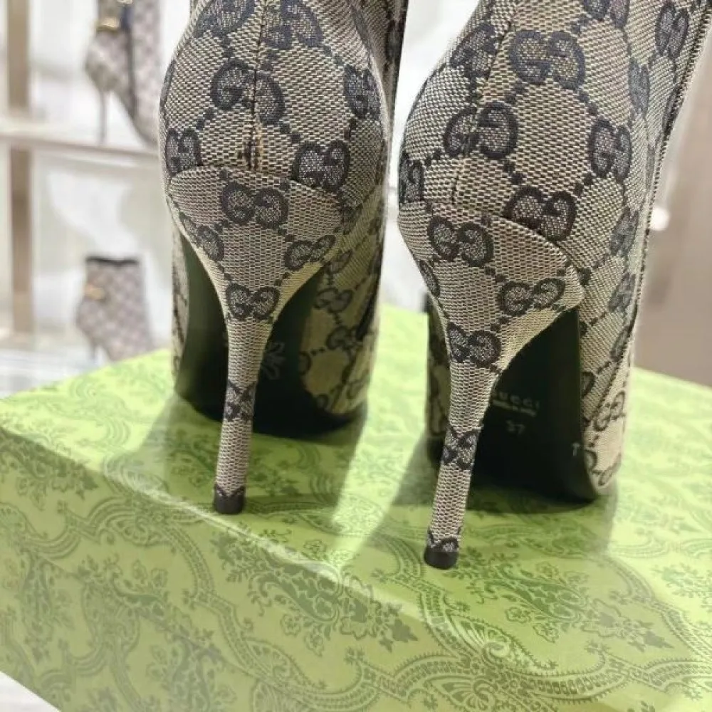 GUCCI グッチ 2024FW レディース用 ブーツ 大人っぽいデザイン 商品画像 7