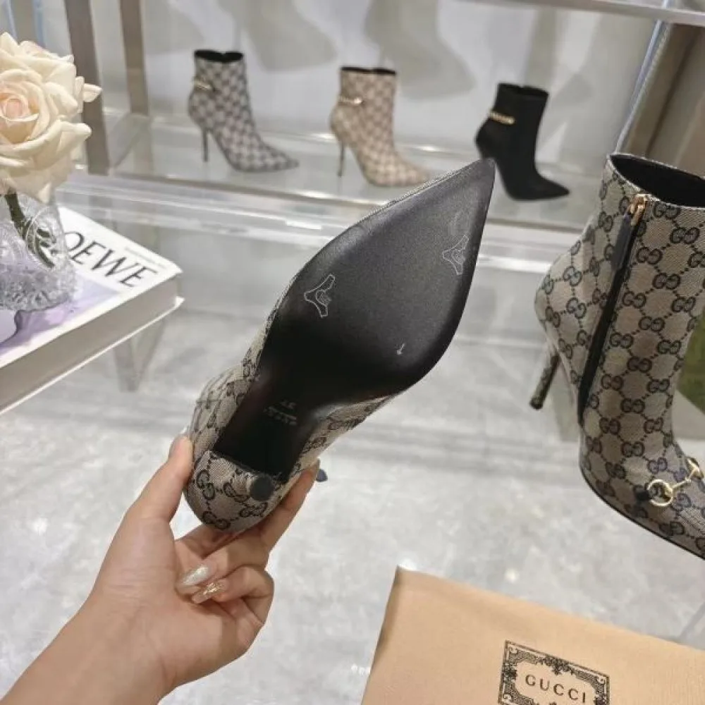 GUCCI グッチ 2024FW レディース用 ブーツ 大人っぽいデザイン 商品画像 9