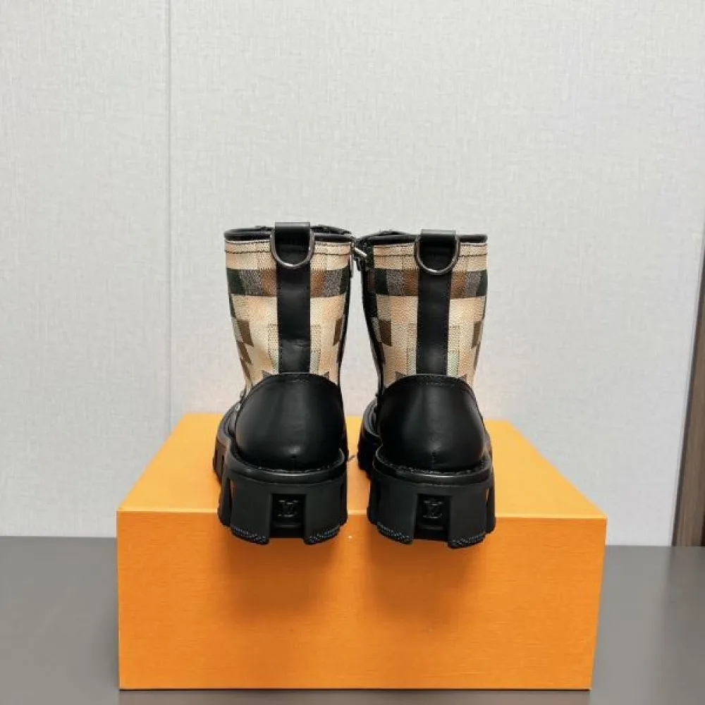 LOUIS VUITTON ルイヴィトン 2024FW レディース用 ブーツ お洒落さん必見 商品画像 8