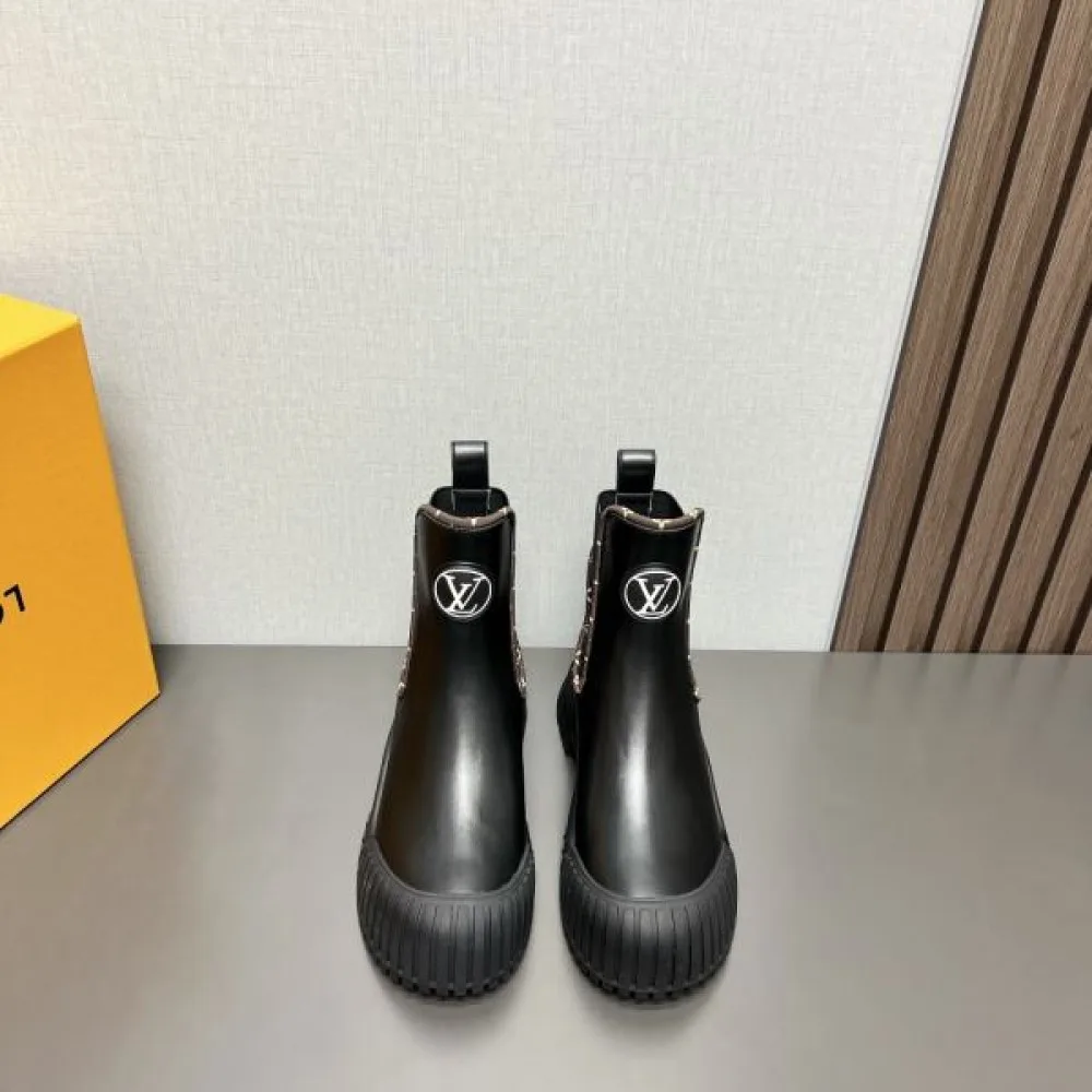 LOUIS VUITTON ルイヴィトン 2024FW レディース用 ブーツ シックな色合い 商品画像 5