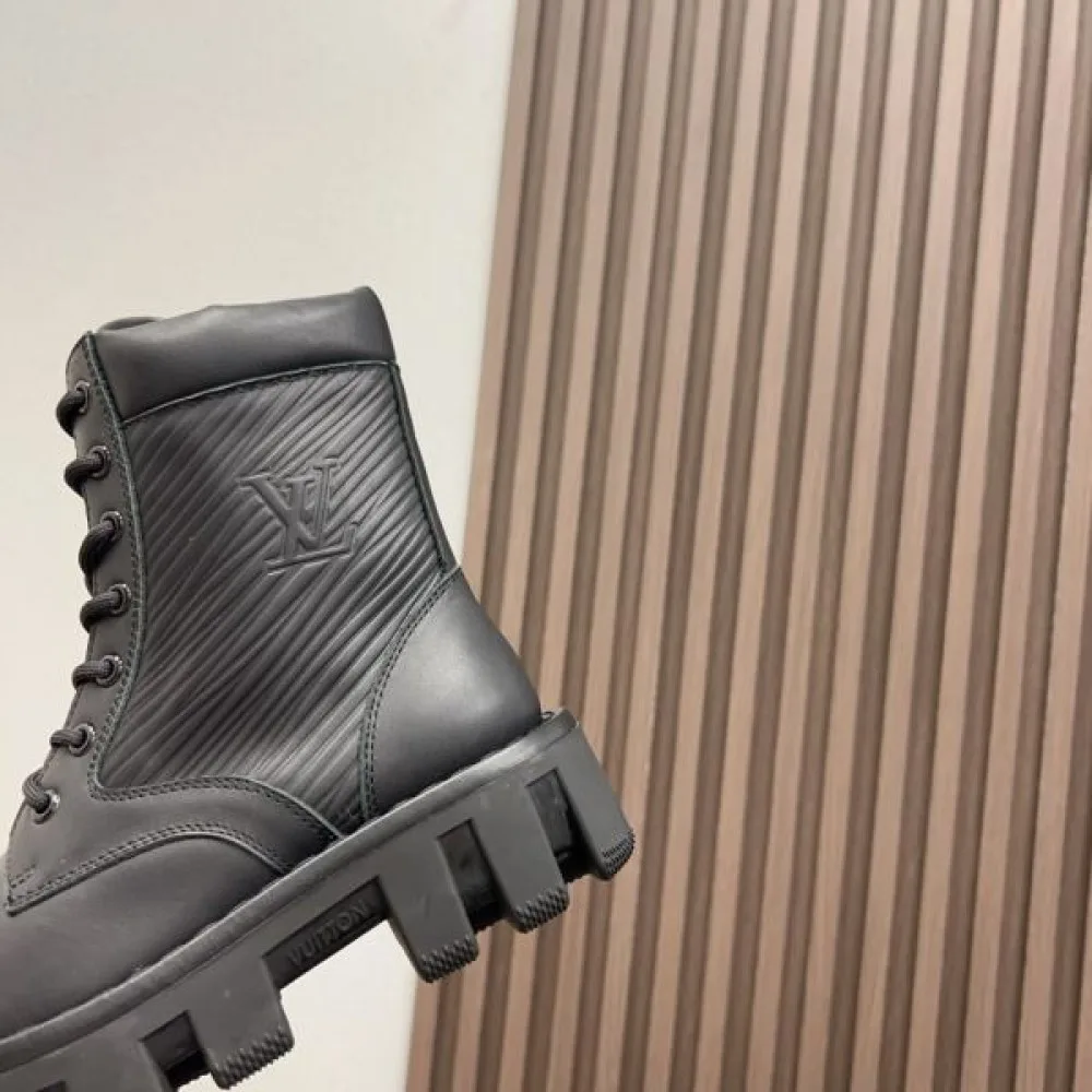 LOUIS VUITTON ルイヴィトン 2024FW レディース用 ブーツ 大人シンプルな 商品画像 7