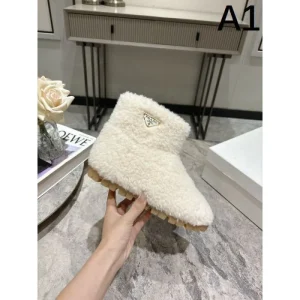 PRADA プラダ 2024FW レディース用 ブーツ 人気のオシャレものから 商品画像 1