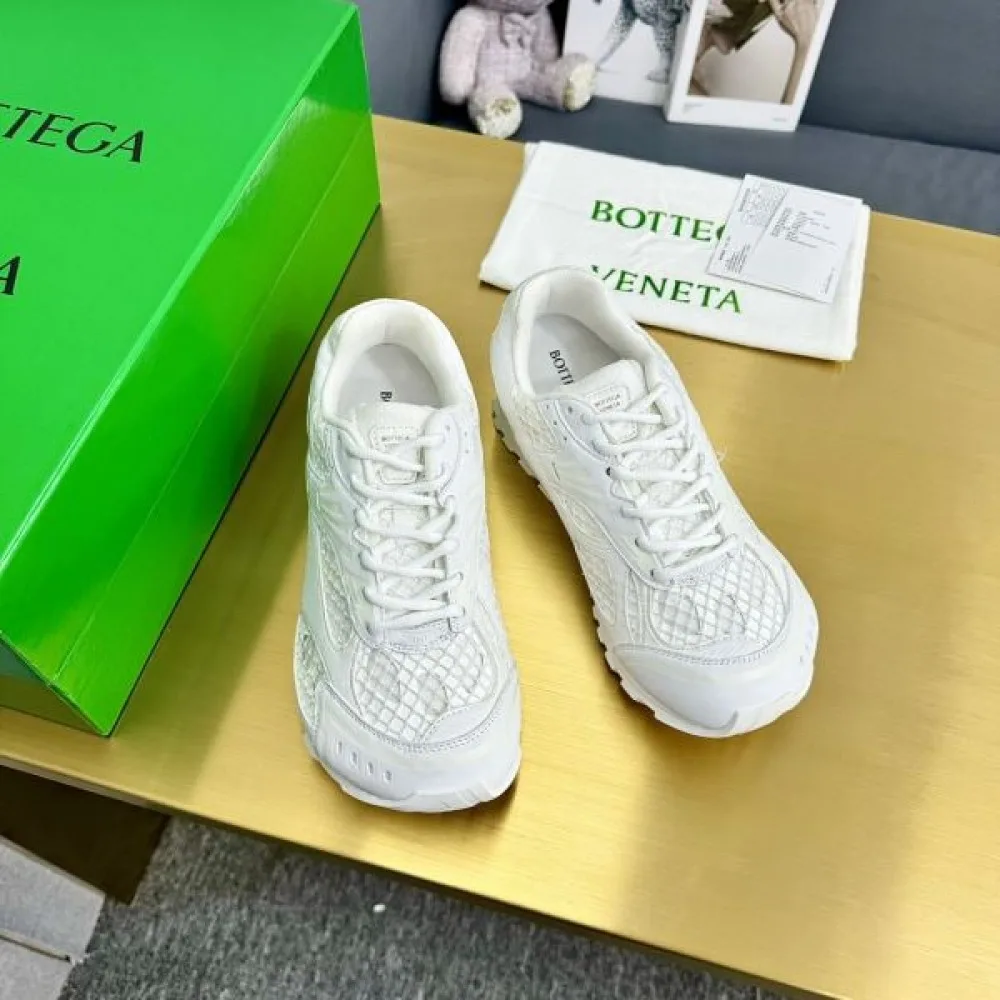 BOTTEGA VENETA ボッテガヴェネタ 2024FW レディース用 スニーカー 海外先行発売! 商品画像 3