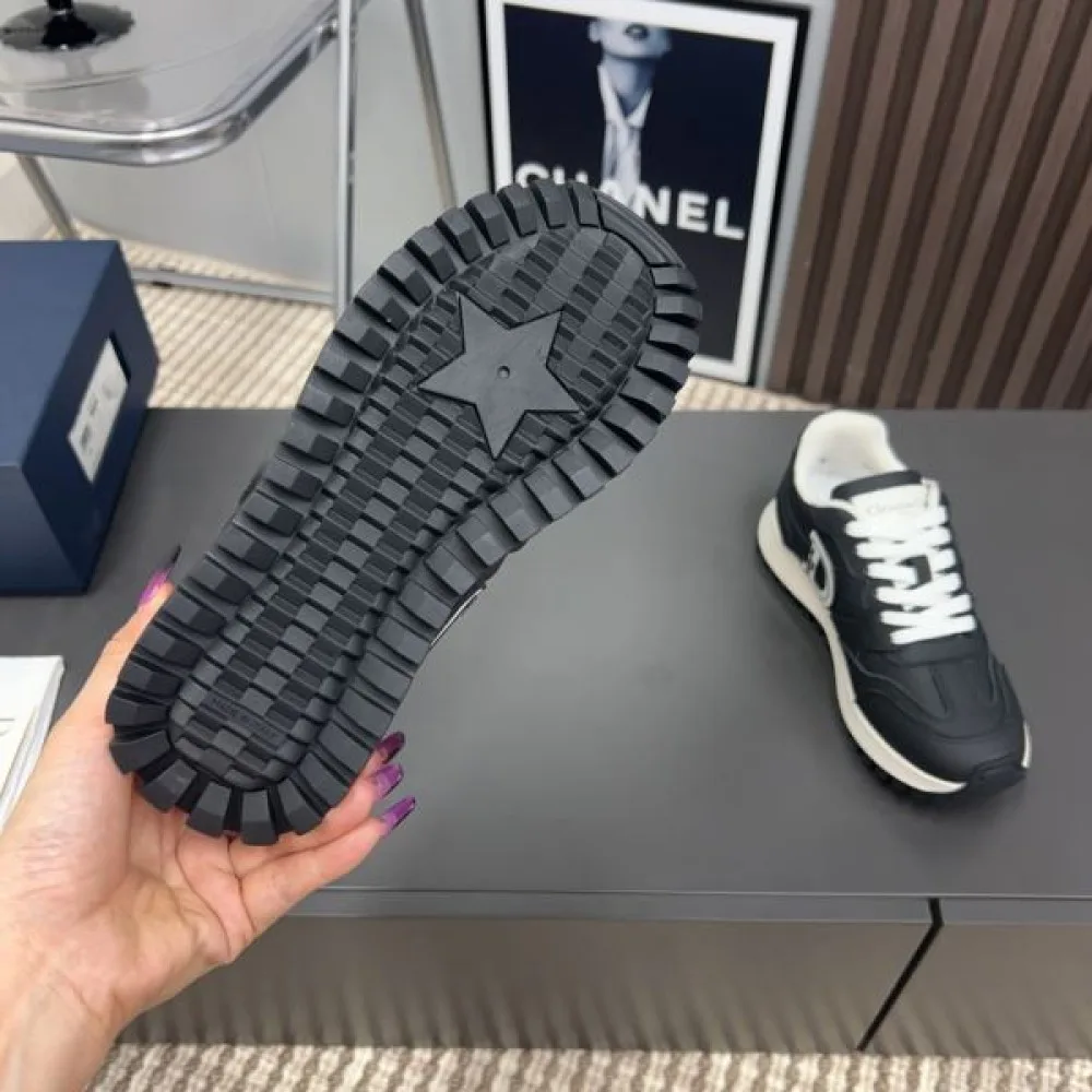 DIOR ディオール 2024FW レディース用 スニーカー この冬は目を引くスタイル 商品画像 10