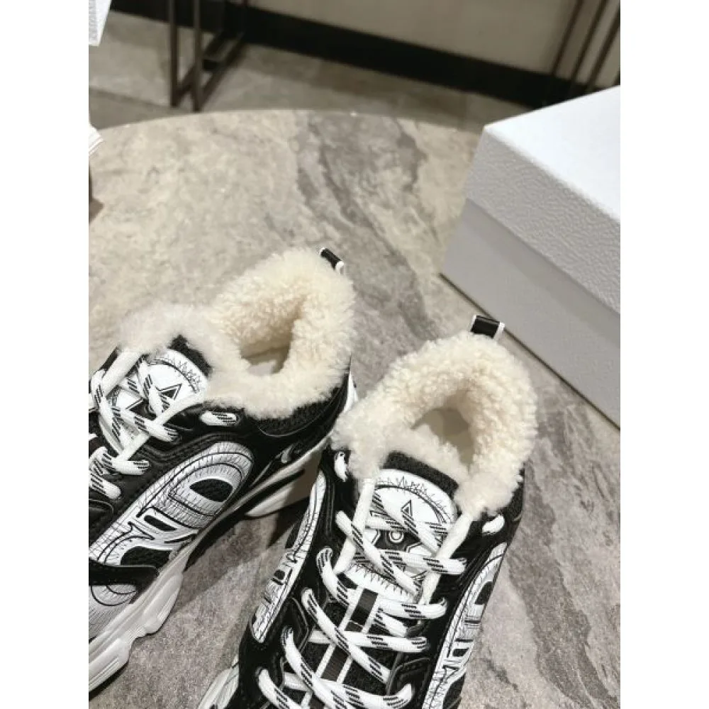 DIOR ディオール 2024FW レディース用 スニーカー 海外の顧客限定先行セール 商品画像 7