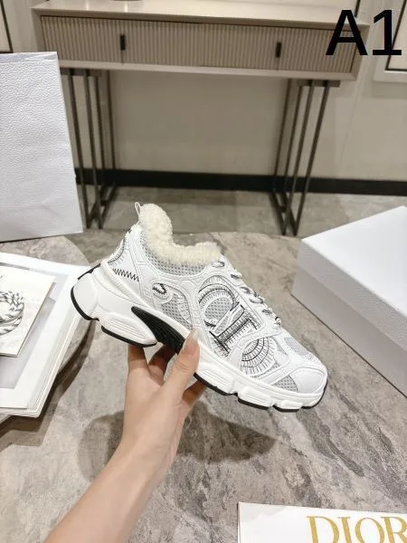 DIOR ディオール 2024FW レディース用 スニーカー 海外の顧客限定先行セール 商品画像 10