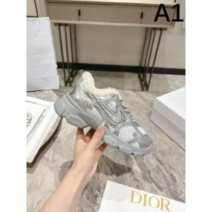 DIOR ディオール 2024FW レディース用 スニーカー 夢中になる冬季新作が続出 商品画像 1