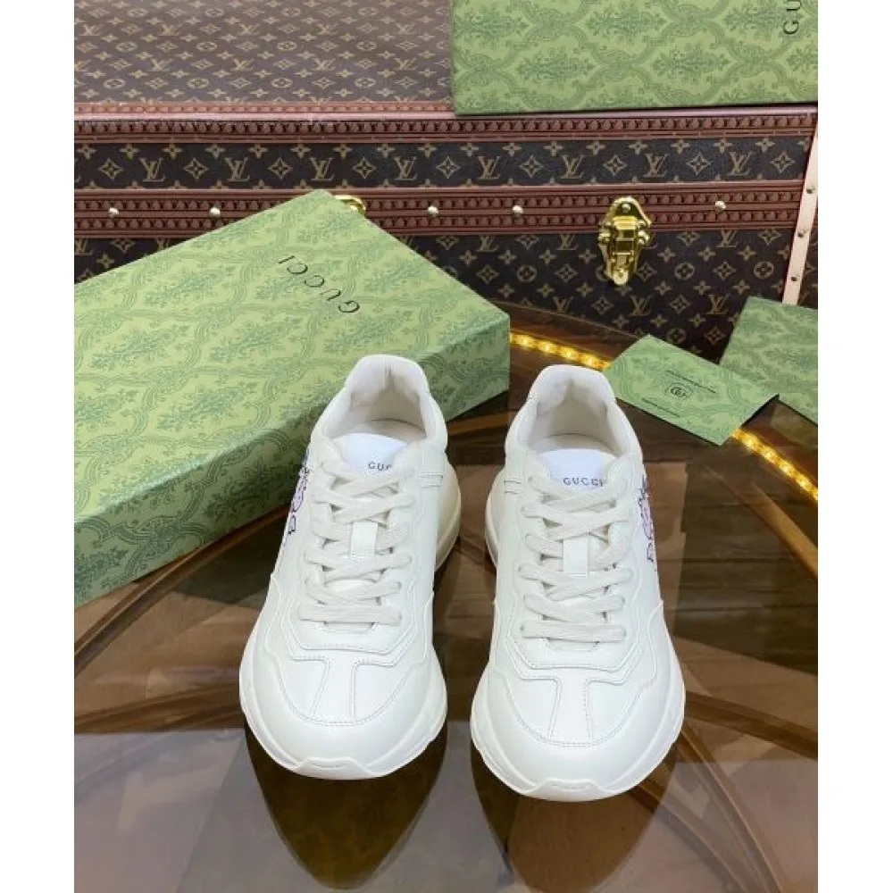 2026 大人っぽく見せてくれ GUCCI グッチ レディース用 スニーカー 商品画像 3
