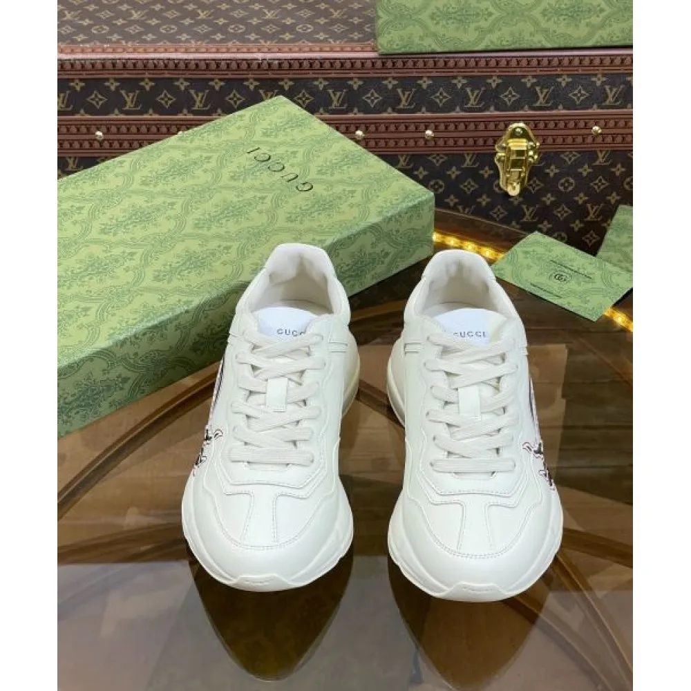 2026 とても取り入れやすい GUCCI グッチ レディース用 スニーカー 商品画像 3