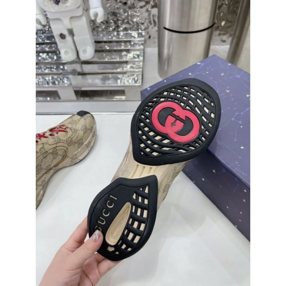 2026 ファッションの流行り GUCCI グッチ レディース用 スニーカー 商品画像 10