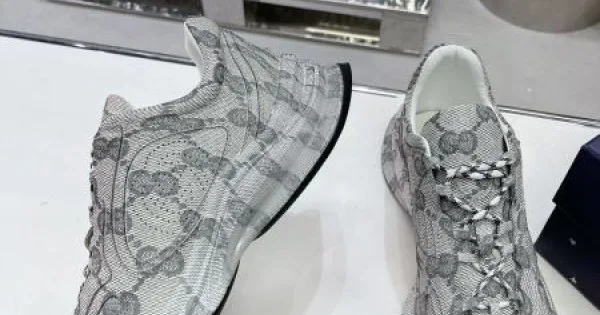 2026 ファッションの流行り GUCCI グッチ レディース用 スニーカー 商品画像 12