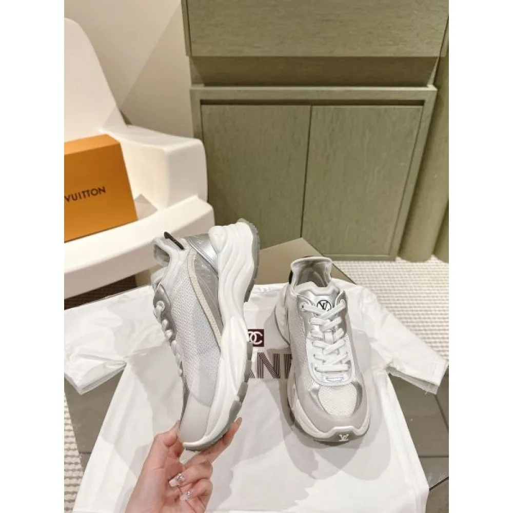 2026 話題人気商品 LOUIS VUITTON ルイヴィトン レディース用 スニーカー 商品画像 5