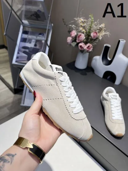 2026 季節を問わず活躍し MIU MIU ミュウミュウ レディース用 スニーカー 商品画像 11