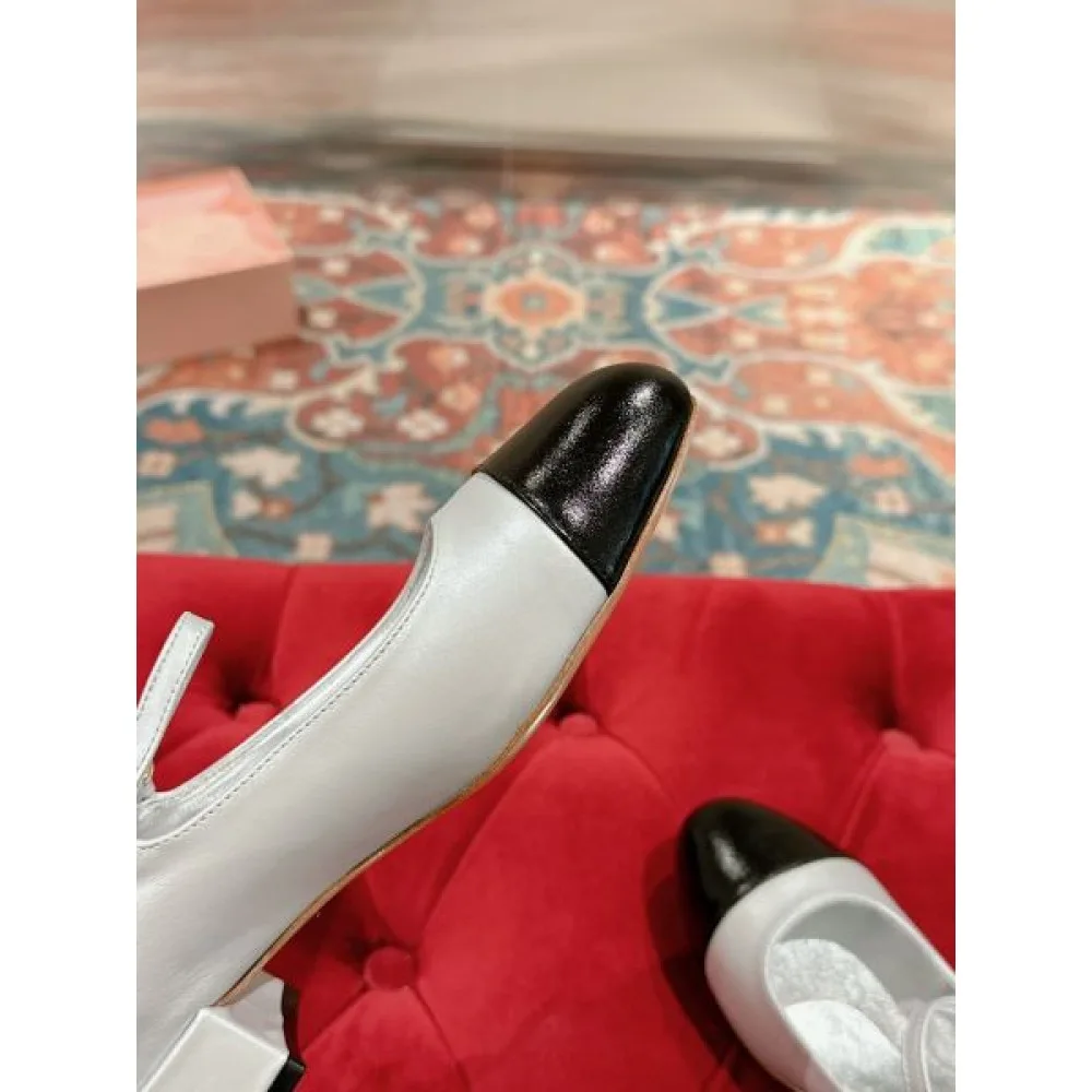 2026 おしゃれを楽しむ! MIU MIU ミュウミュウ レディース用 スニーカー 商品画像 9